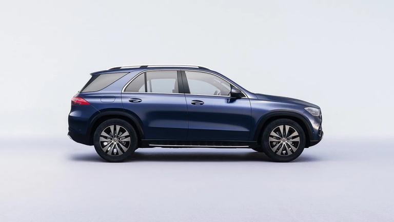 2024 Mercedes-Benz GLE 350 exterior.